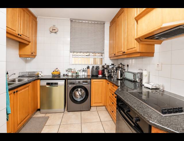 3 BEDROOM APARTMENT FOR SALE IN MUSGRAVE